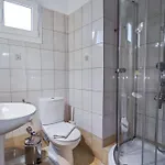 Ivi's Kavala