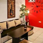 Ivi's * Kavala